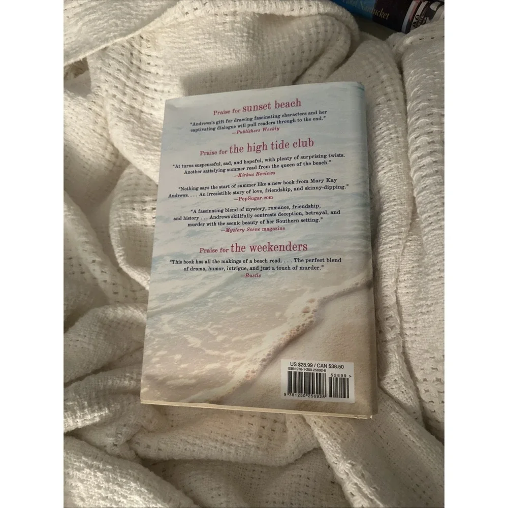 Hello, Summer‎ : A Novel by Mary Kay Andrews (2020, Hardcover)